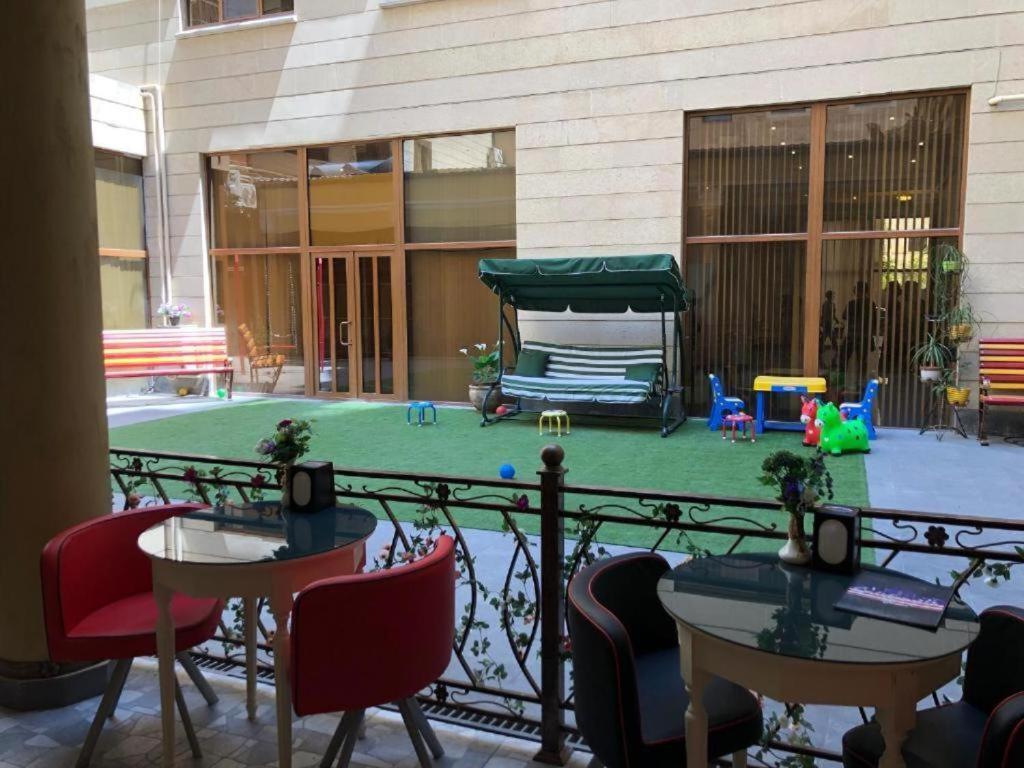 California Boutique Hotel Yerevan Exterior photo